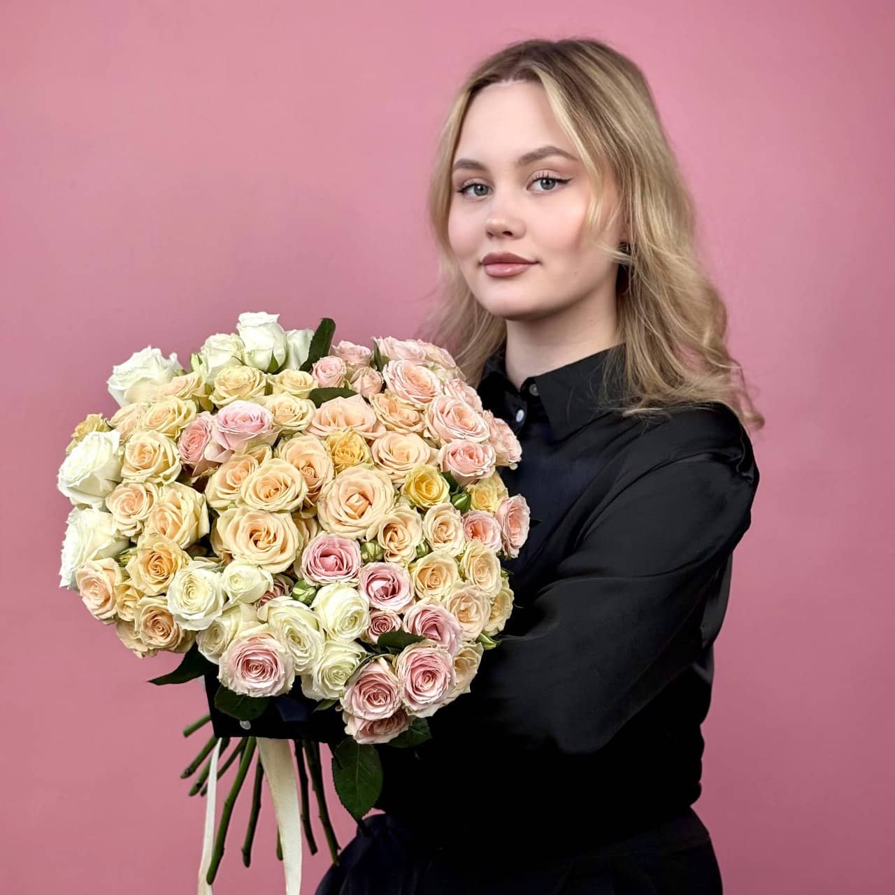 Кустовая роза микс, 25 шт. — фото 1