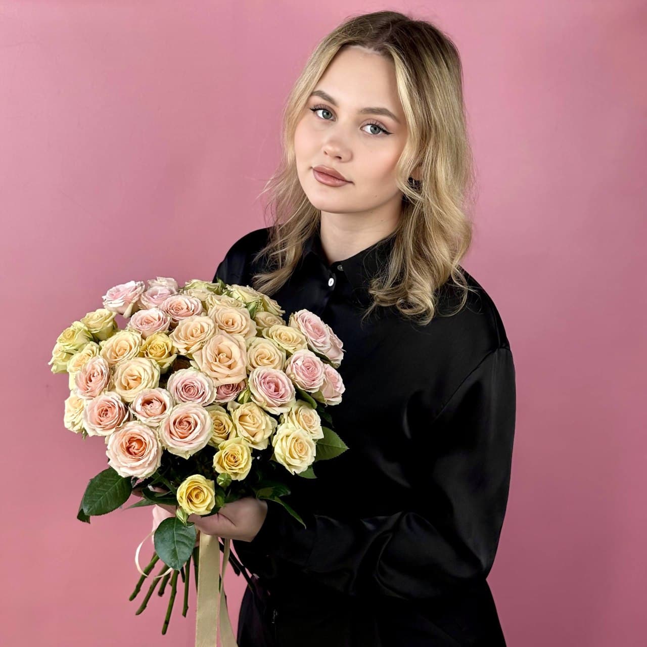 Кустовая роза микс, 15 шт. — миниатюра 1