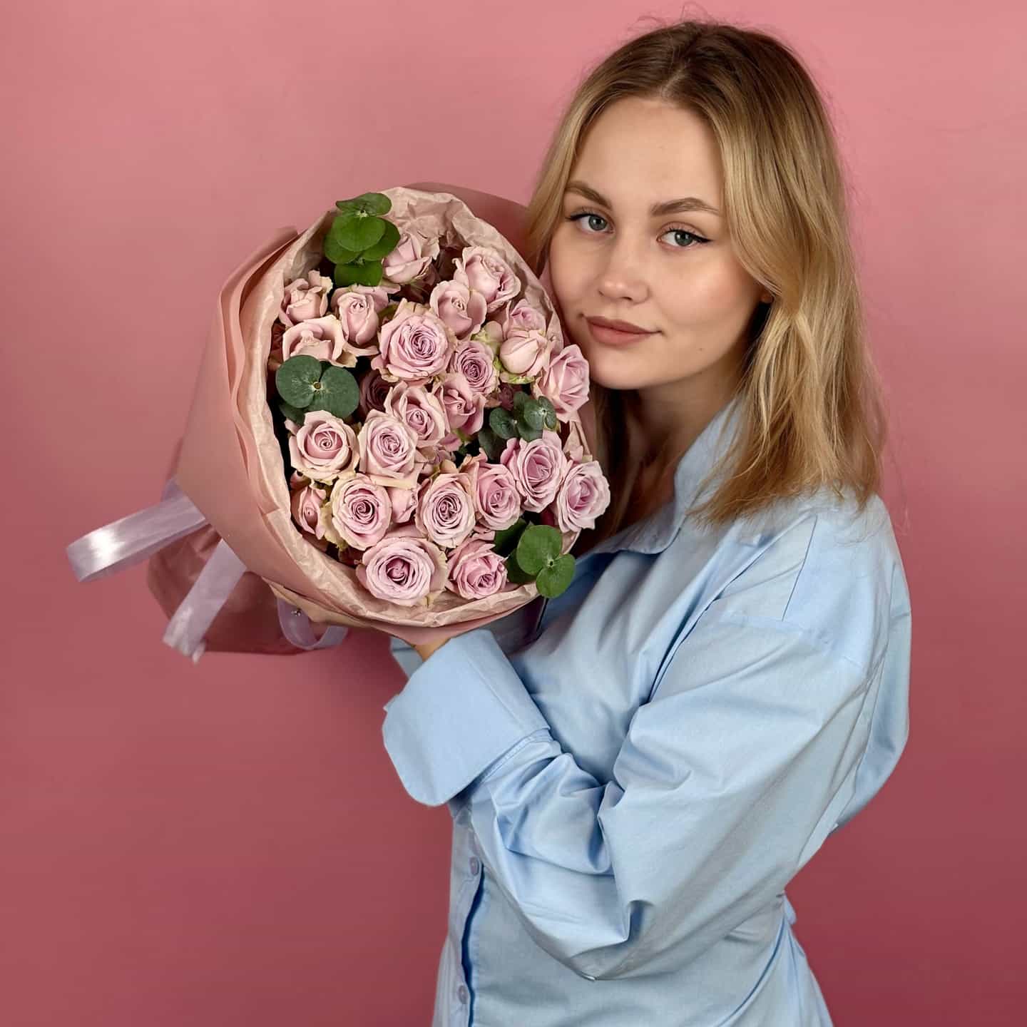 Роза кустовая, 9 шт. в упаковке