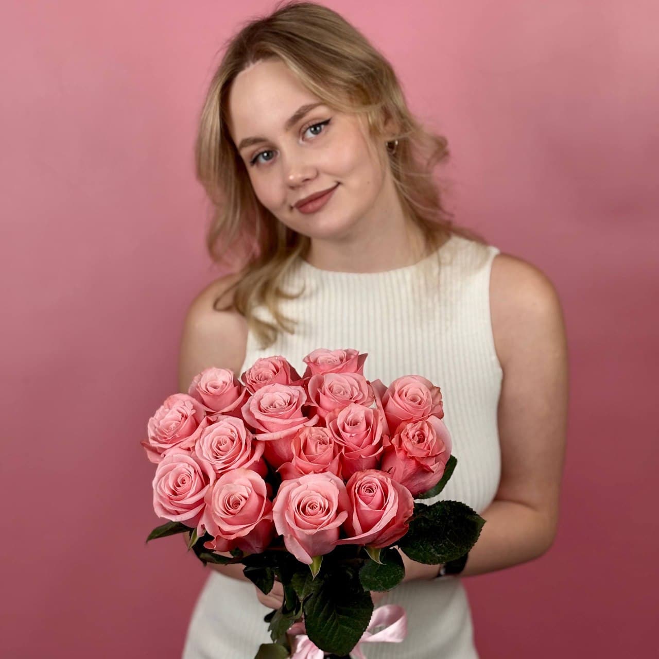 Розовые розы, 15 шт. — миниатюра 5