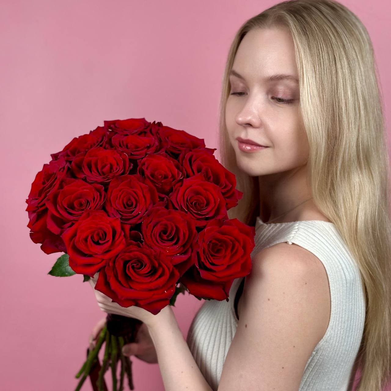 АКЦИЯ ! Красные розы, 15 шт. — миниатюра 5
