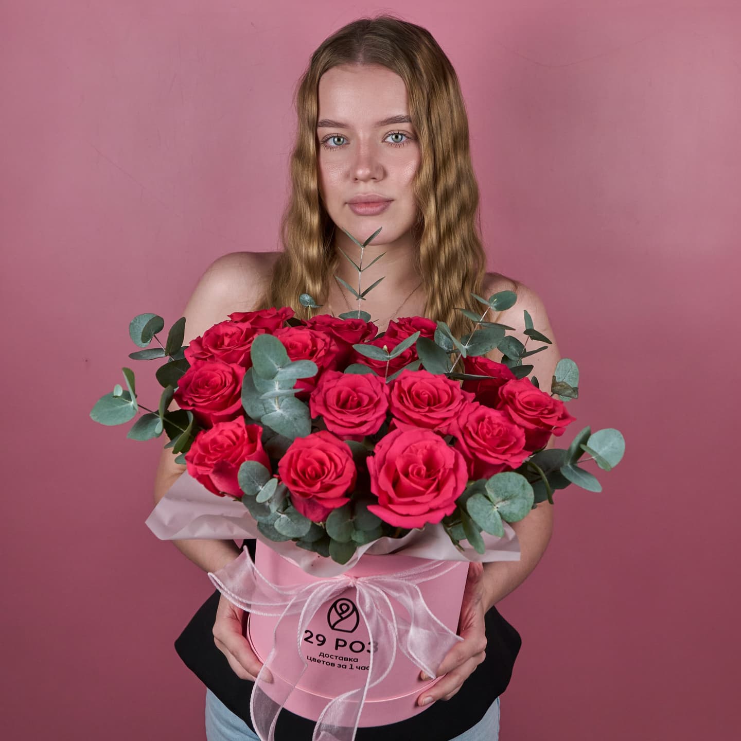Композиция из роз в коробке, 15 шт. — миниатюра 2