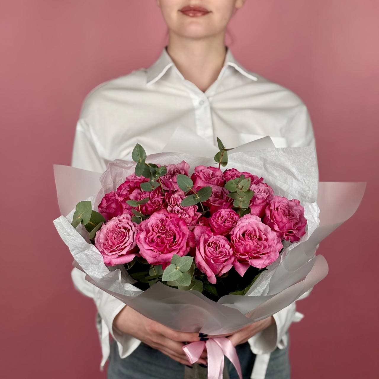 Пионовидные розы Кантри Блюз, 15 шт. — миниатюра 1