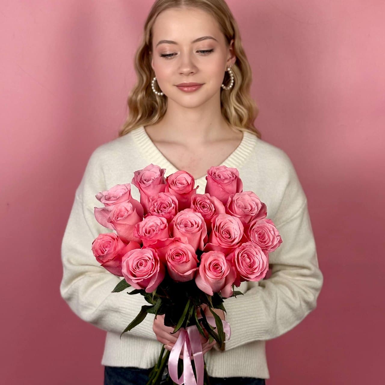 Нежно-розовые розы, 17 шт. — миниатюра 1